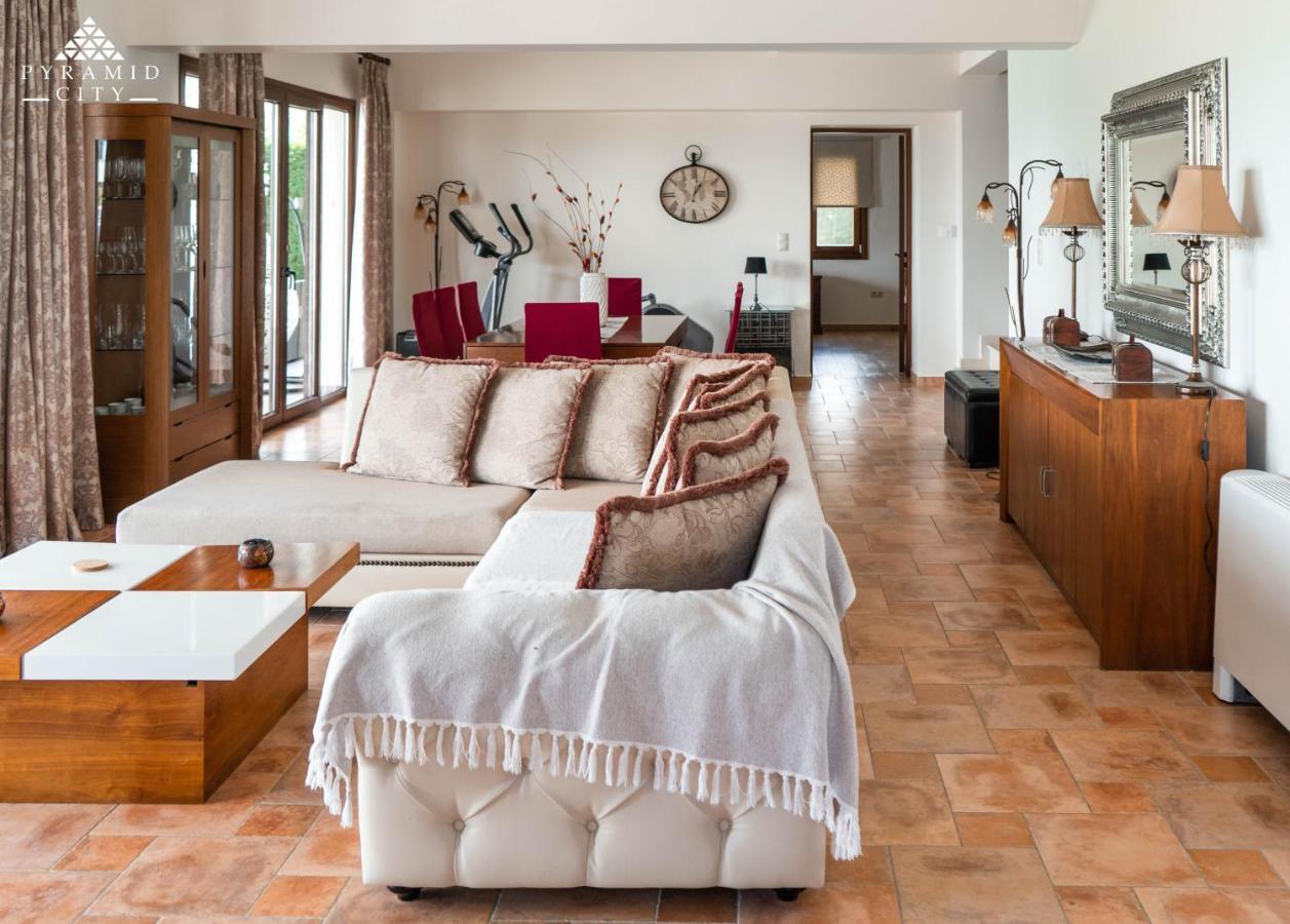 Luxury Villa Hera - Beachfront Roda  Esterno foto