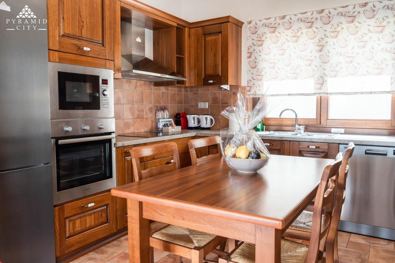 Luxury Villa Hera - Beachfront Roda  Esterno foto